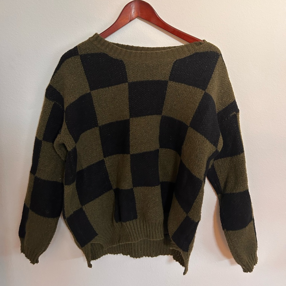 Oversized checkered sweater